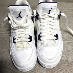 Air Jordan 4 Retro ‘Purple Metallic’